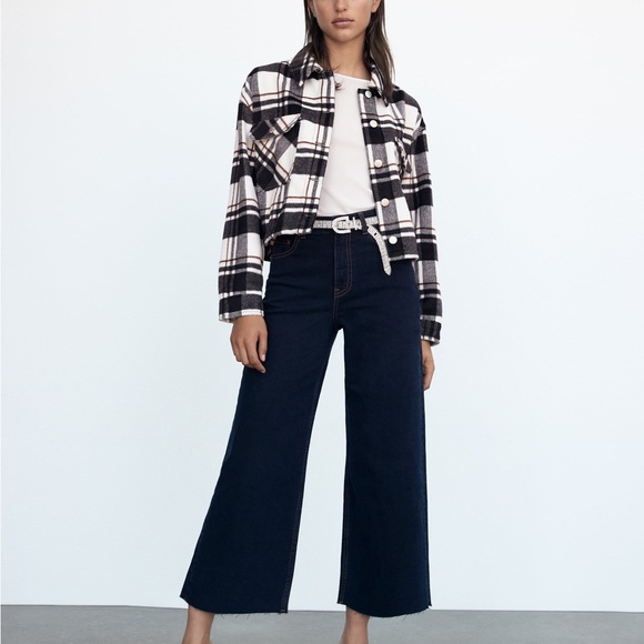 Zara Cropped Jacket - Picture 2 of 2